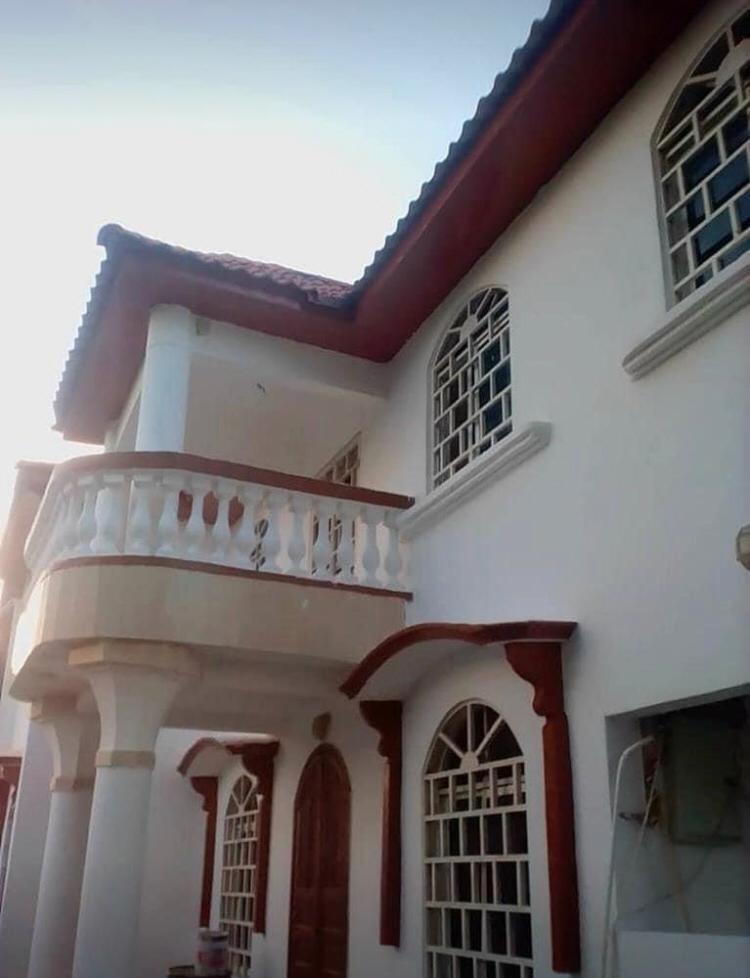 Standard 3 Bedrooms house for sale at Bijilo | Fully furnished | Dimmision is 30m by 30m
